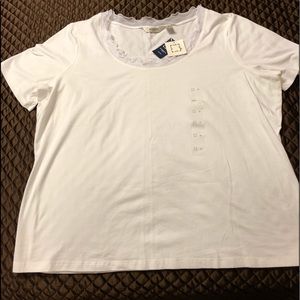 NEW Liz Claiborne Woman top